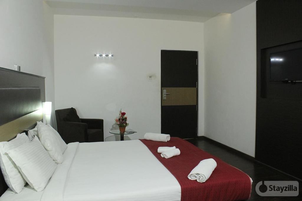 Hotel The Home Tiruppur Ngoại thất bức ảnh