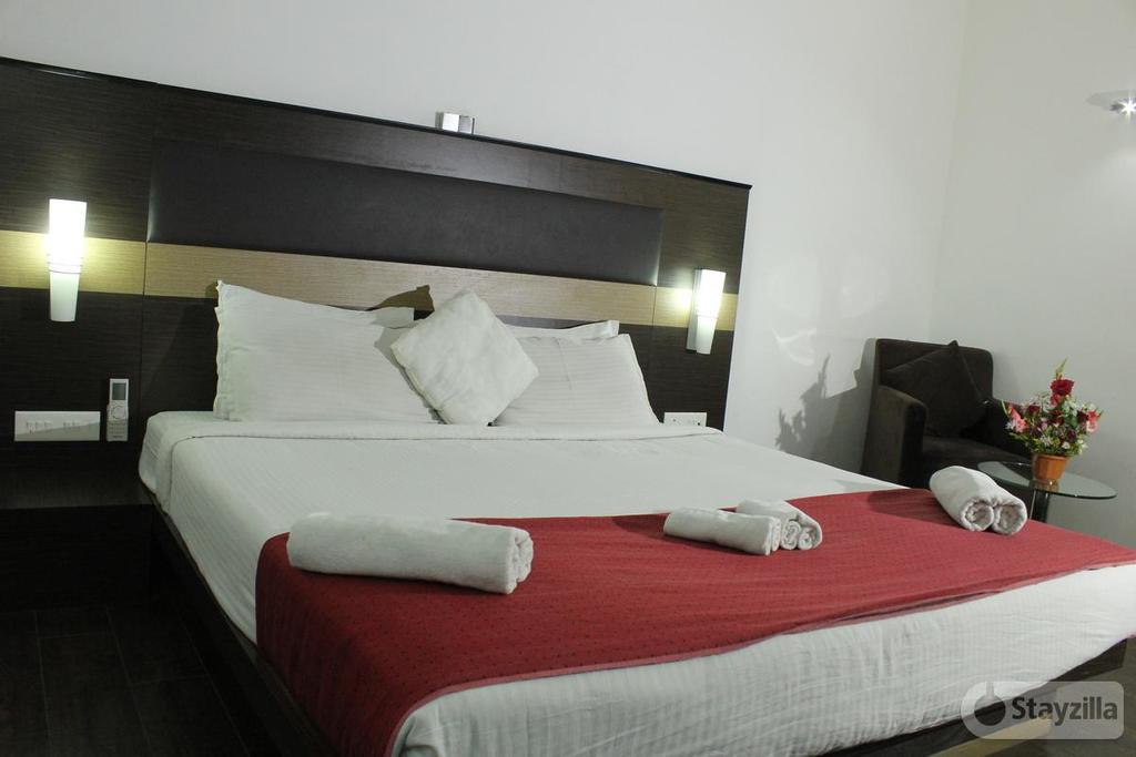 Hotel The Home Tiruppur Ngoại thất bức ảnh