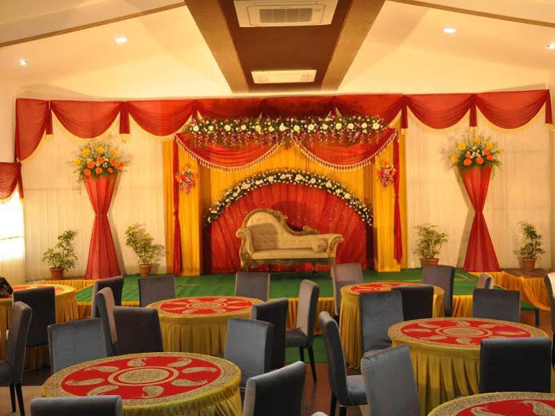 Hotel The Home Tiruppur Ngoại thất bức ảnh