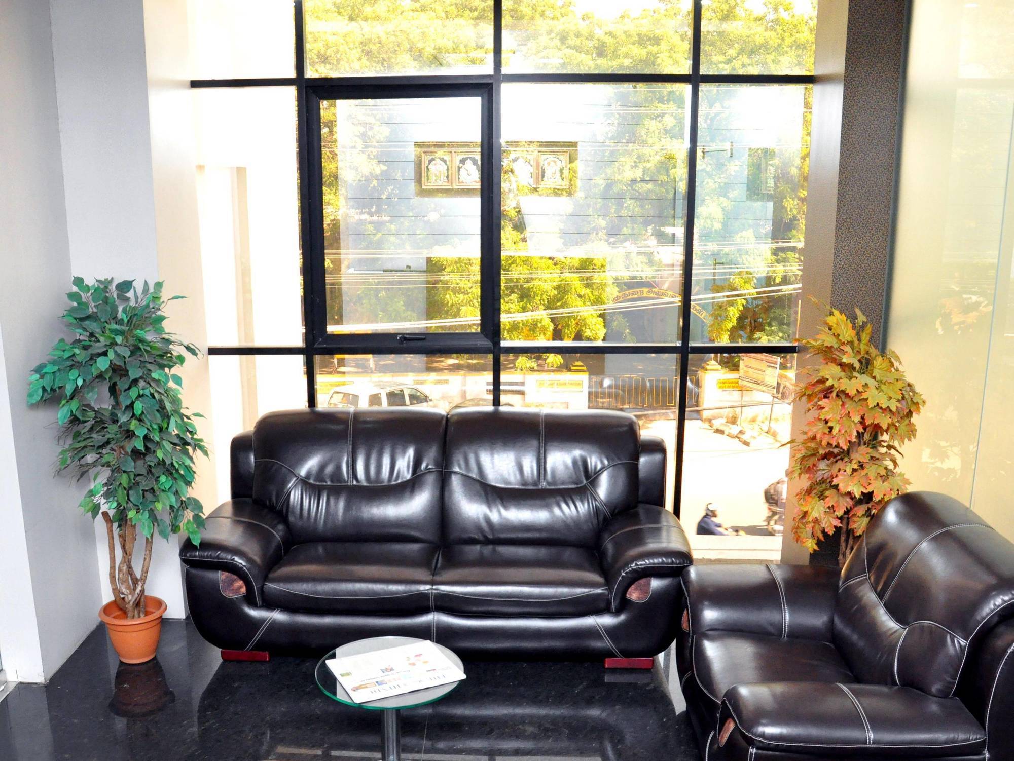 Hotel The Home Tiruppur Ngoại thất bức ảnh